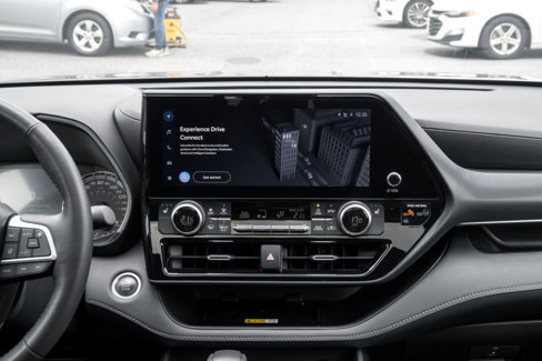 Used 2024 Toyota Highlander XSE image 27