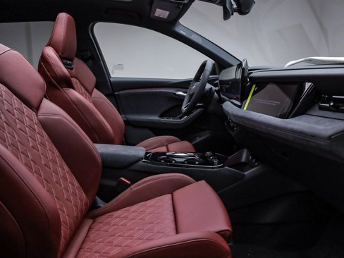 New 2025 Audi SQ6 e-tron Prestige image 19