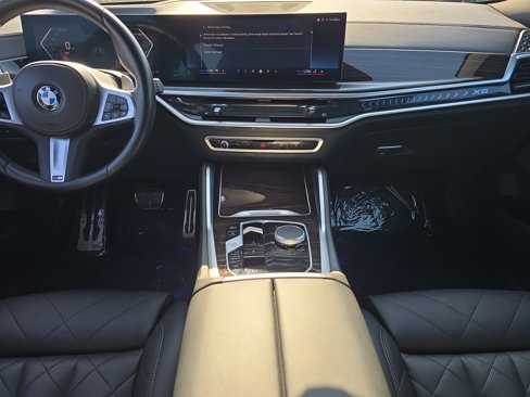 Used 2024 BMW X6 xDrive40i w/ Premium Package image 13
