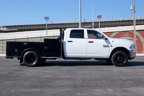 Used 2018 RAM 3500 Tradesman w/ Chrome Appearance Group image 15