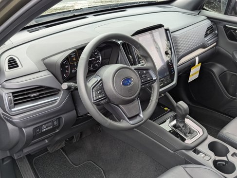 Certified 2025 Subaru Forester Limited image 12