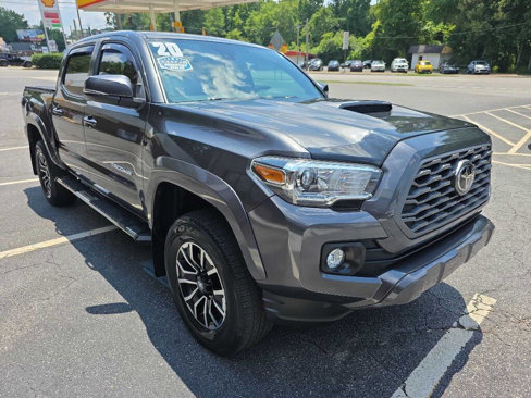 Used 2020 Toyota Tacoma TRD Sport image 7