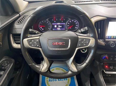 Used 2019 GMC Terrain Denali w/ Advanced Safety Package image 11