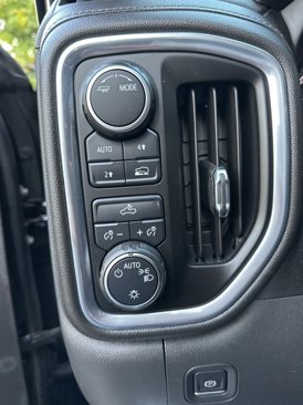 Used 2020 Chevrolet Silverado 1500 LT w/ All-Star Edition image 20