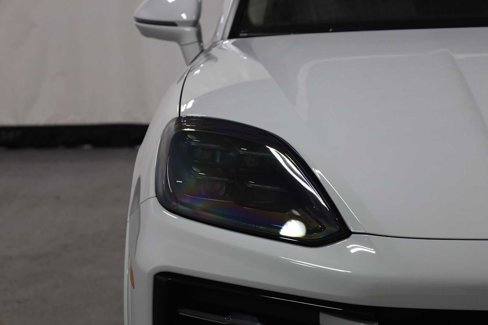 New 2025 Porsche Cayenne GTS image 15