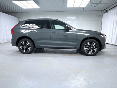 New 2026 Volvo XC60 B5 Plus w/ Climate Package image 10
