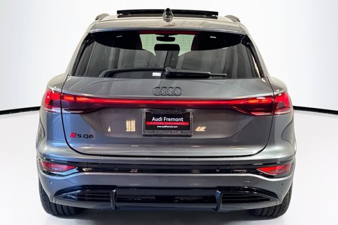 New 2025 Audi SQ6 e-tron Premium Plus image 6