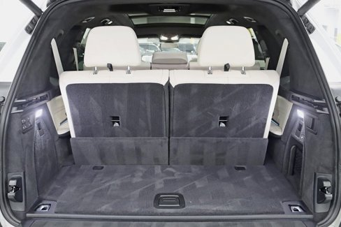Used 2025 BMW X7 xDrive40i w/ M Sport Package image 45
