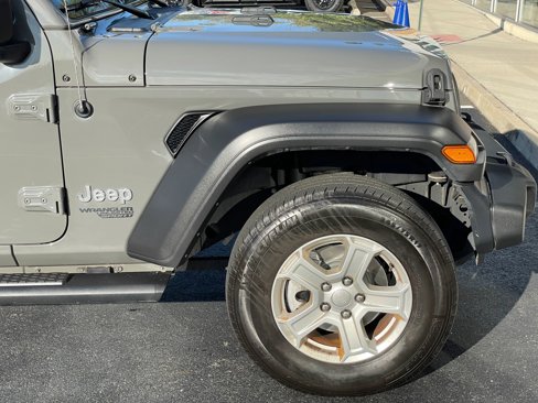 Used 2021 Jeep Wrangler Unlimited Sport image 22