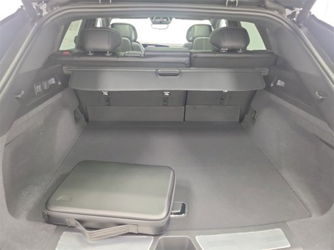 New 2026 Cadillac Lyriq V w/ Exterior Carbon Fiber Package image 29