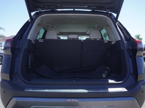 Used 2023 Nissan Rogue SL w/ SL Premium Package image 6
