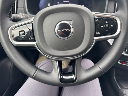 Certified 2025 Volvo XC90 B5 Plus image 16