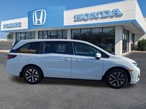 New 2026 Honda Odyssey EX-L image 3