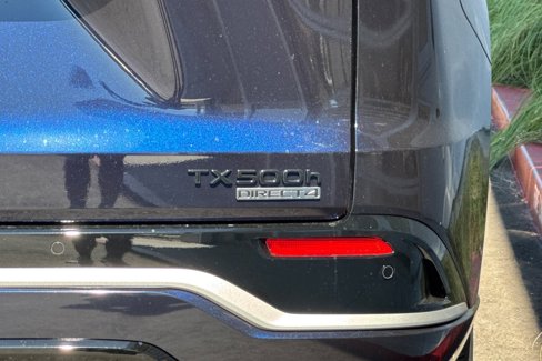New 2026 Lexus TX 500h AWD image 12