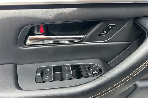 New 2025 MAZDA CX-90 Plug-In Hybrid w/ Preferred image 12