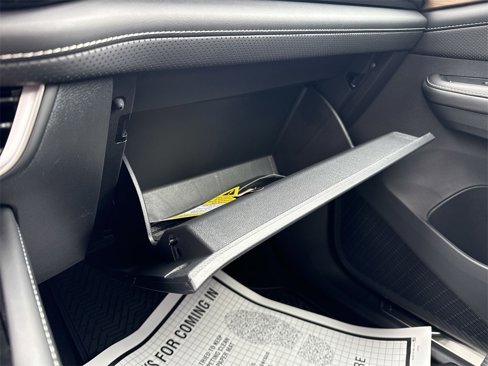 New 2025 Volkswagen Atlas SE image 43