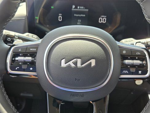 New 2026 Kia Carnival EX image 13