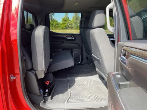 Used 2022 Chevrolet Silverado 1500 LT Trail Boss w/ Convenience Package II image 30