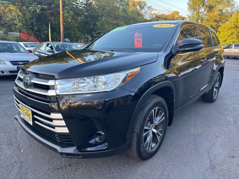 Used 2018 Toyota Highlander AWD V6 image 1