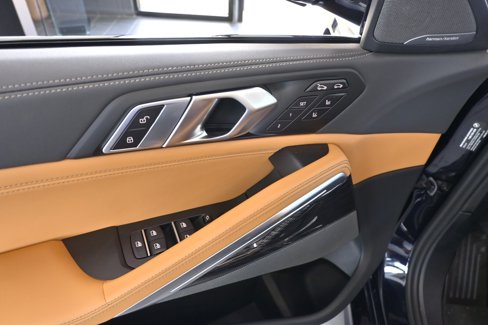 New 2026 BMW X6 xDrive40i image 16
