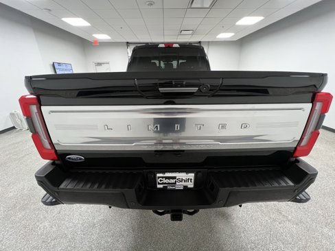 Used 2024 Ford F350 Limited image 11