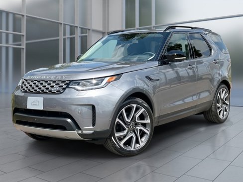 New 2025 Land Rover Discovery S image 1
