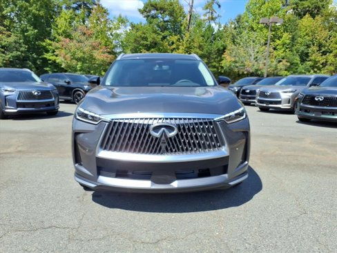 New 2026 INFINITI QX60 Luxe w/ Family Package image 2