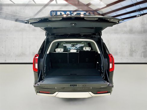 New 2025 Ford Expedition Platinum image 27