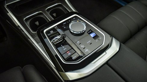 New 2026 BMW 760i xDrive w/ Executive Package image 25