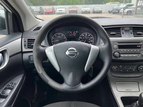 Used 2014 Nissan Sentra S image 18