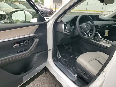 New 2025 MAZDA CX-90 3.3 Turbo w/ Preferred Package image 13