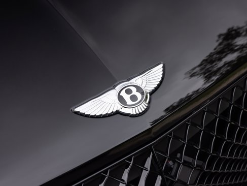 New 2025 Bentley Bentayga image 19