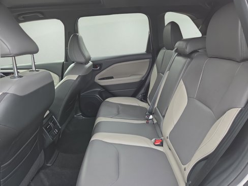 Certified 2025 Subaru Forester Limited image 36