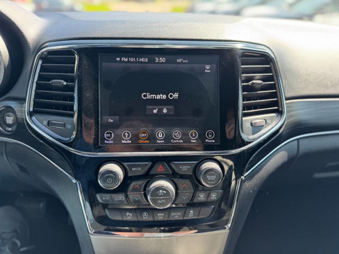 Used 2019 Jeep Grand Cherokee Limited image 21