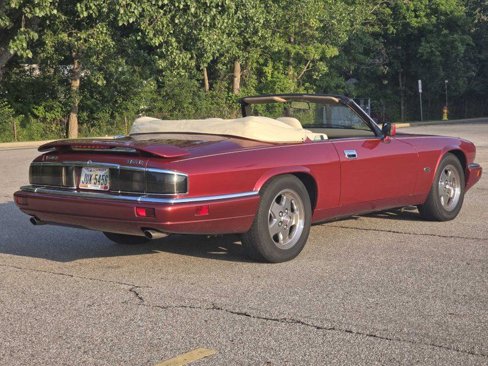 Used 1995 Jaguar XJS V12 Convertible image 14