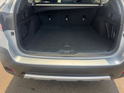 Used 2024 Subaru Outback Limited image 32
