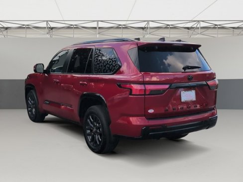 Certified 2025 Toyota Sequoia Platinum image 6