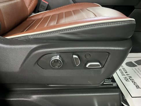 Used 2025 GMC Sierra 1500 Denali Ultimate image 64