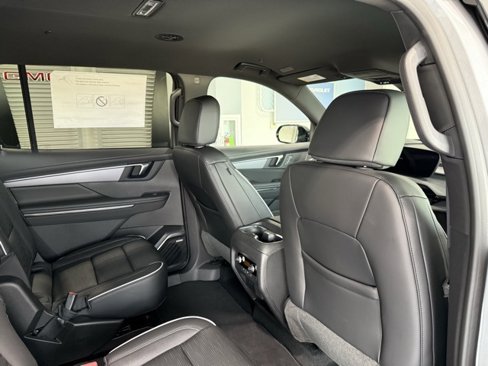 New 2026 Buick Enclave Sport Touring w/ Power Package image 21