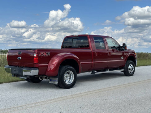 Used 2016 Ford F350 Lariat w/ Chrome Package image 8