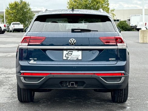 Used 2022 Volkswagen Atlas Cross Sport SE w/ Panoramic Sunroof Package image 25