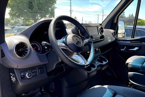 New 2025 Mercedes-Benz Sprinter 2500 image 8