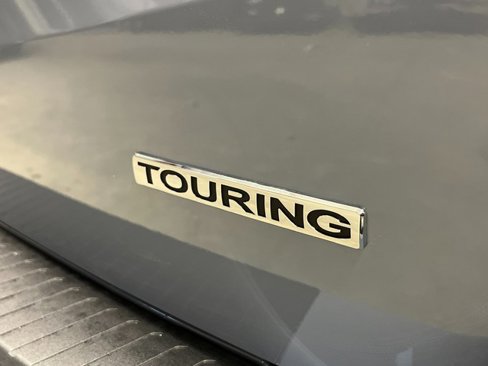 New 2026 Honda Odyssey Touring image 7