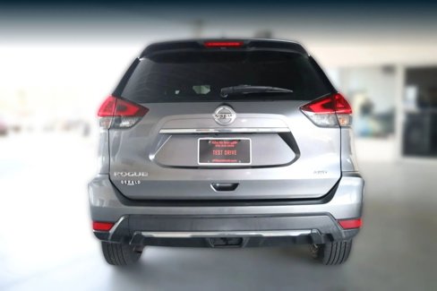 Used 2020 Nissan Rogue S image 6