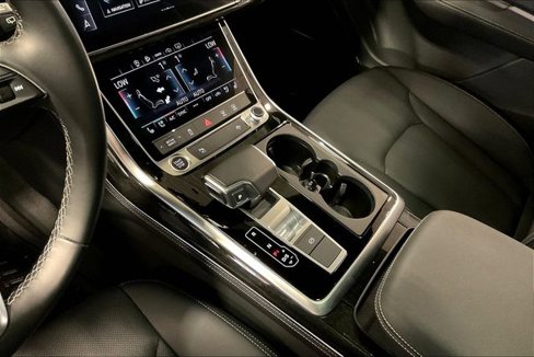 Certified 2025 Audi Q7 3.0T Premium Plus w/ Premium Plus Package image 17