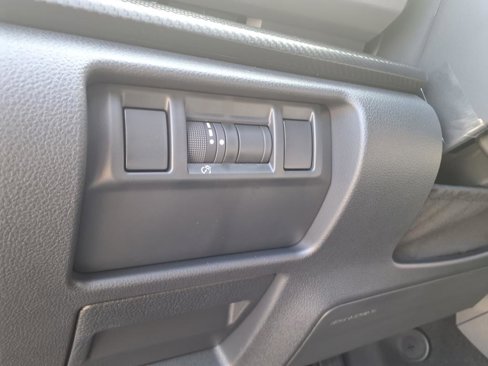 New 2025 Subaru Crosstrek 2.5i Premium image 11