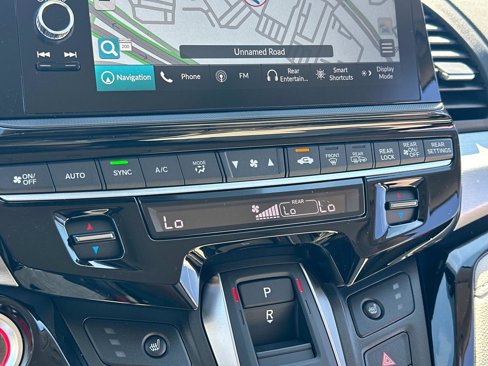 New 2026 Honda Odyssey Touring image 4