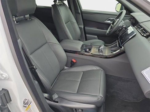 New 2026 Land Rover Range Rover Velar Dynamic SE image 10