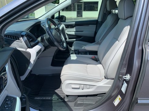 Used 2022 Honda Odyssey Elite image 8