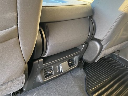 New 2026 GMC Sierra 1500 Elevation image 13